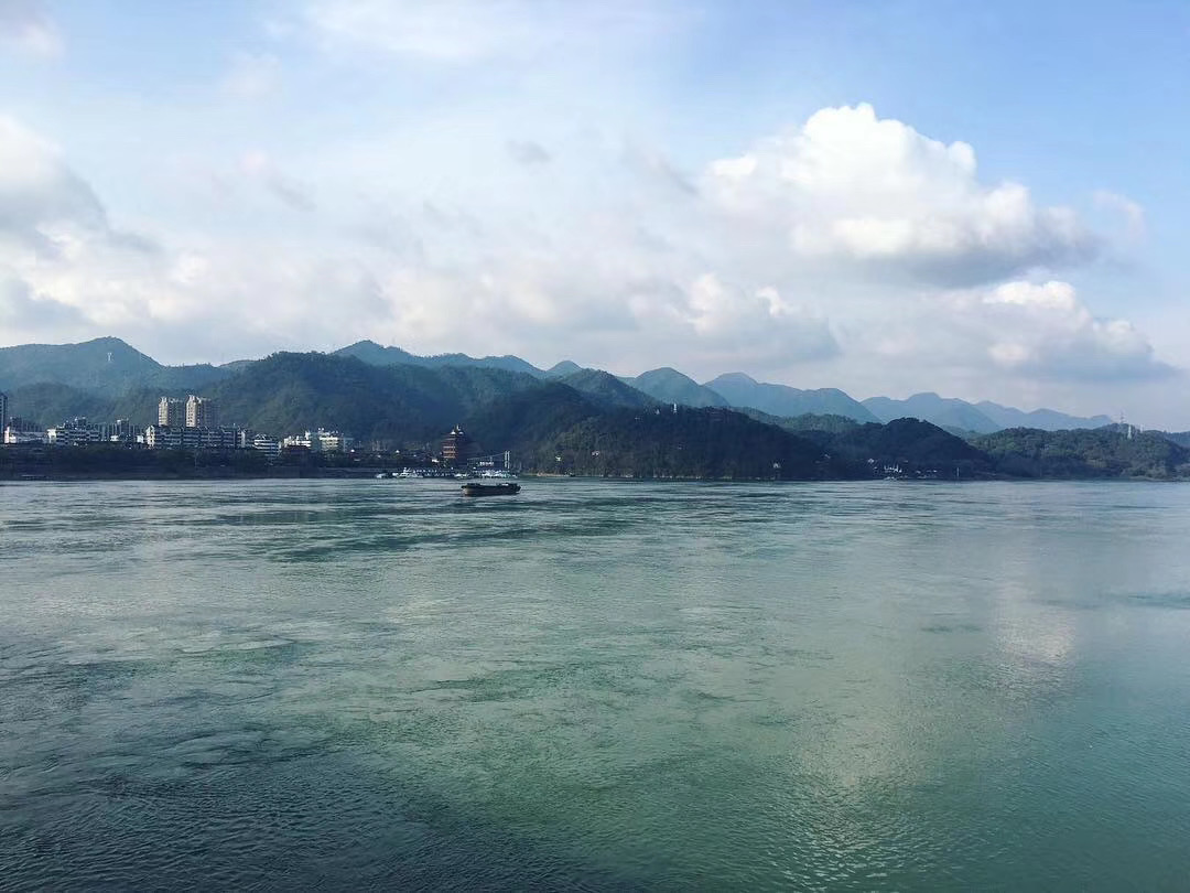 关於天方夜潭的那些事儿