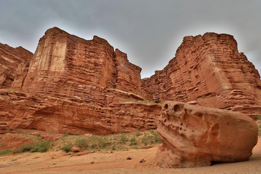 【游记】穿越新疆(第三站)温宿:火星峡谷,天造孤本