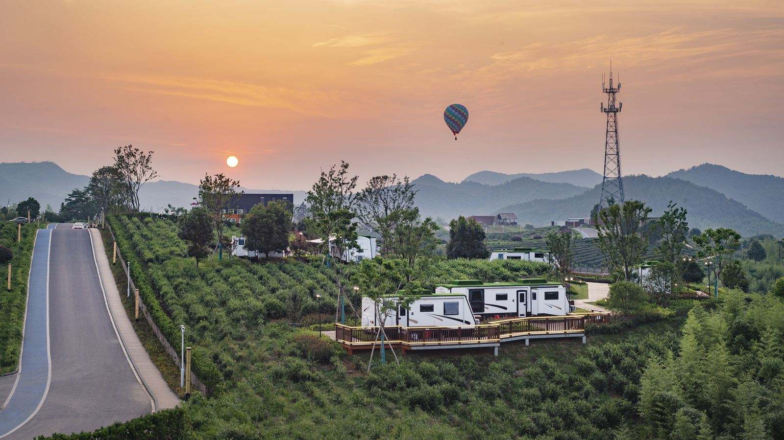 關山牧場旅游攻略_關山牧場最佳旅游時間_關山牧場最新旅游攻略