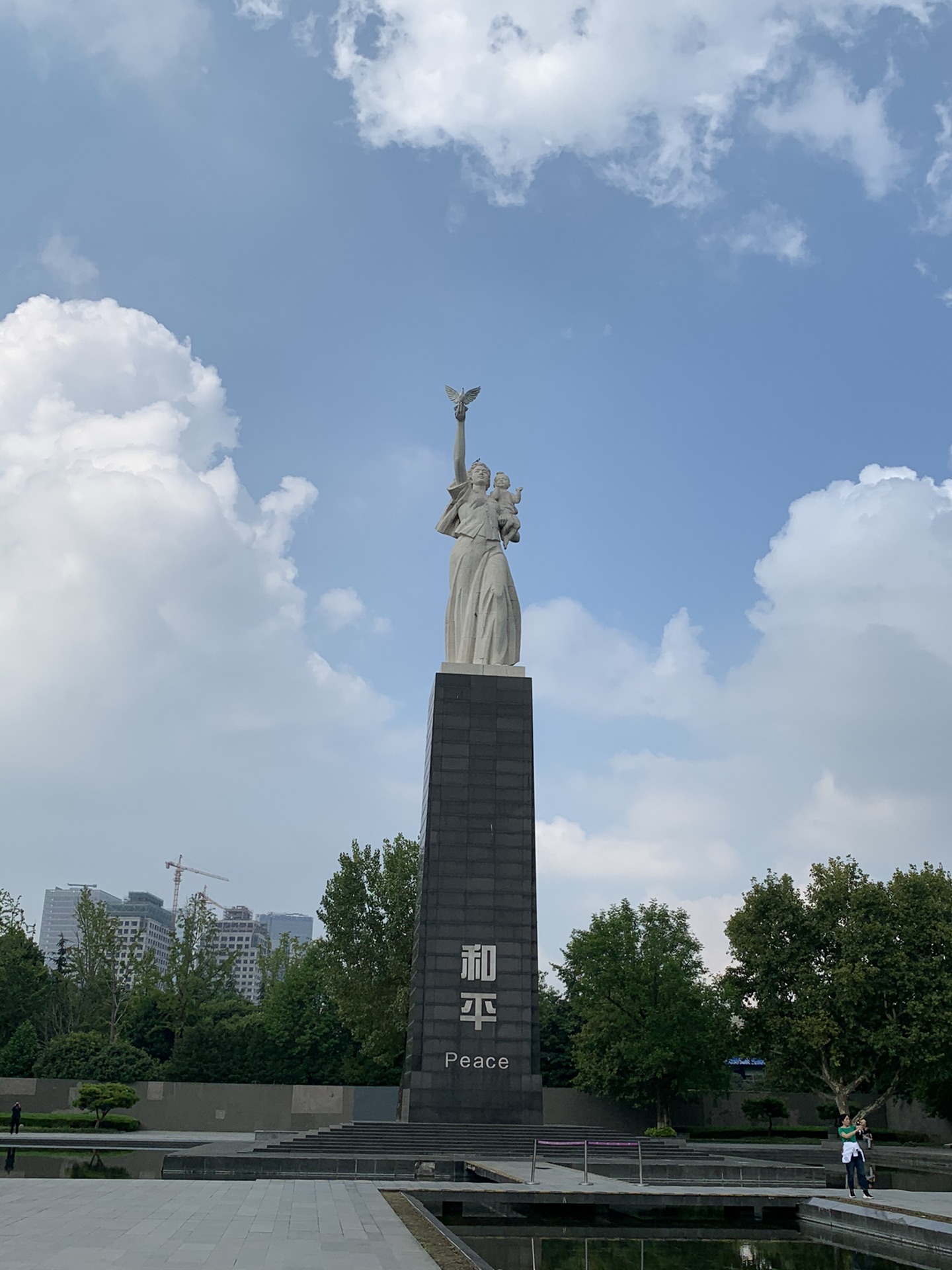 路-鸡鸣寺-夫子庙 南京长江大桥 d5 南京江东门纪念馆-先锋书店-无锡