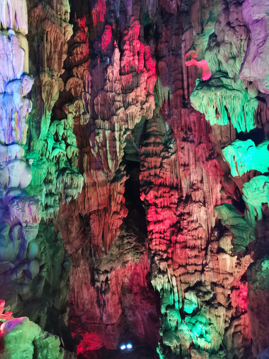 琵琶洞旅游度假景区