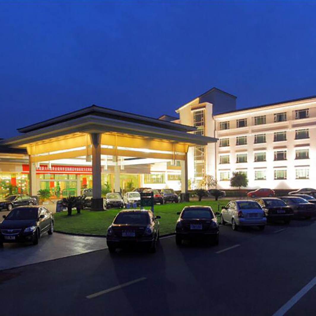 金华横店贵宾楼大酒店住宿1晚2晚含双成人横店任选34景点梦幻谷联票