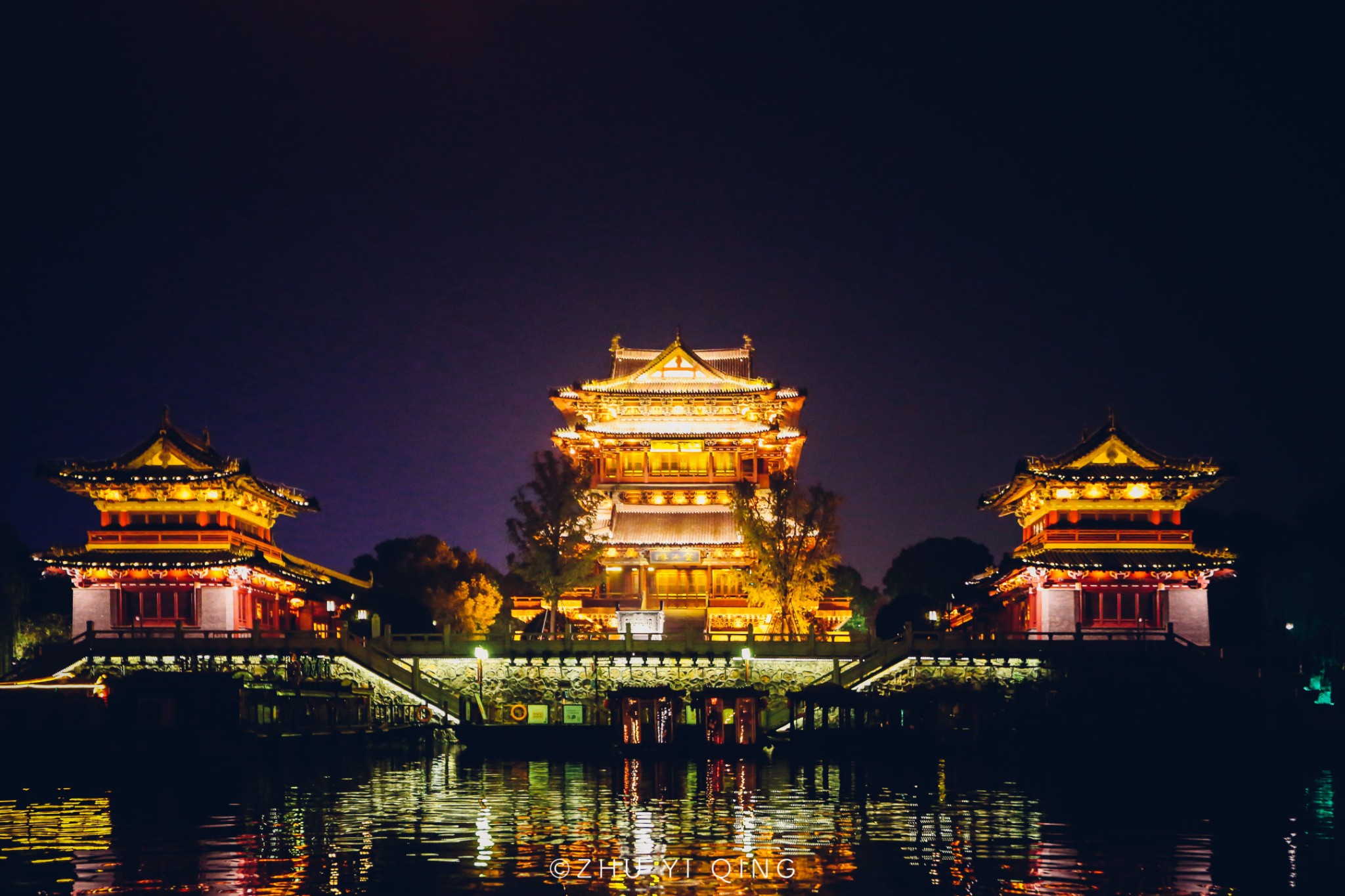 其中汇集了泰州历史,戏曲,民俗,商贾四大特色文化