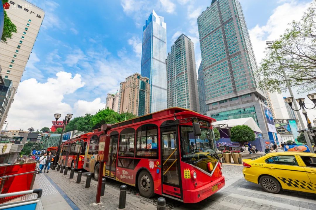 看一辆"观光巴士"是如何串连起整个山城美景【漫游重庆】