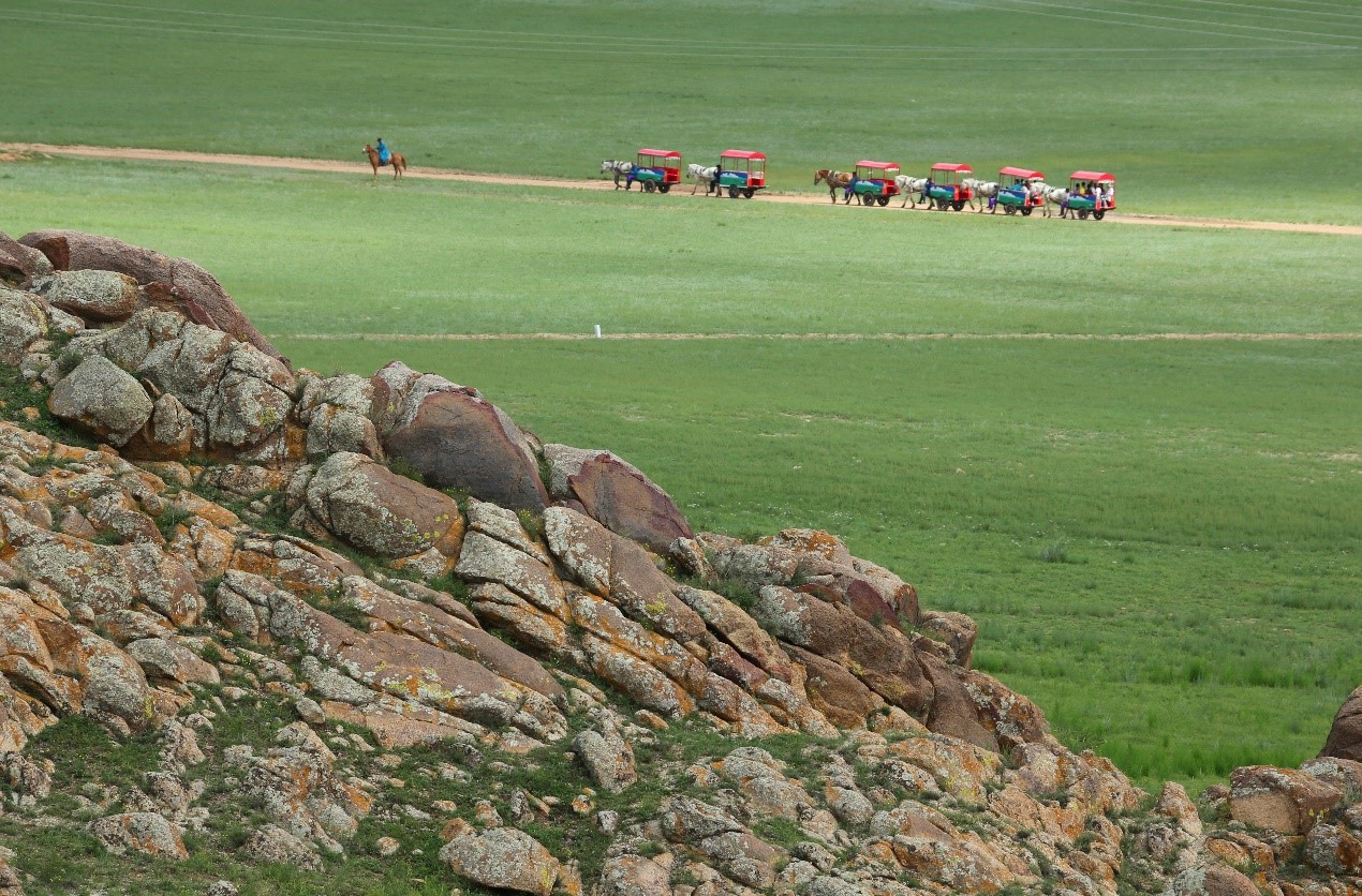 呼和浩特草原一日游(诗画草原旅游景区 希拉穆仁大草原高点 红格尔
