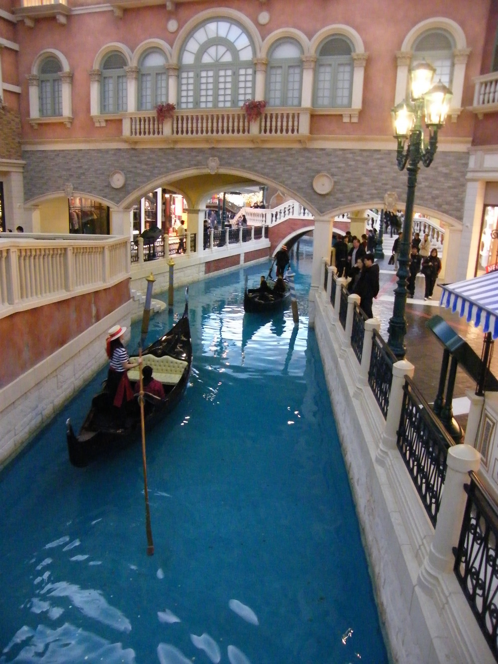 性交易gdp_加州3300按摩院收入超 8亿 违法交易偷运妇女卖淫...(2)