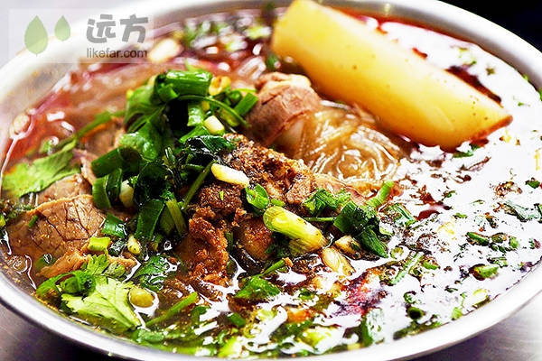 湖北郧县樱桃沟 拥一袭满满的花香入梦