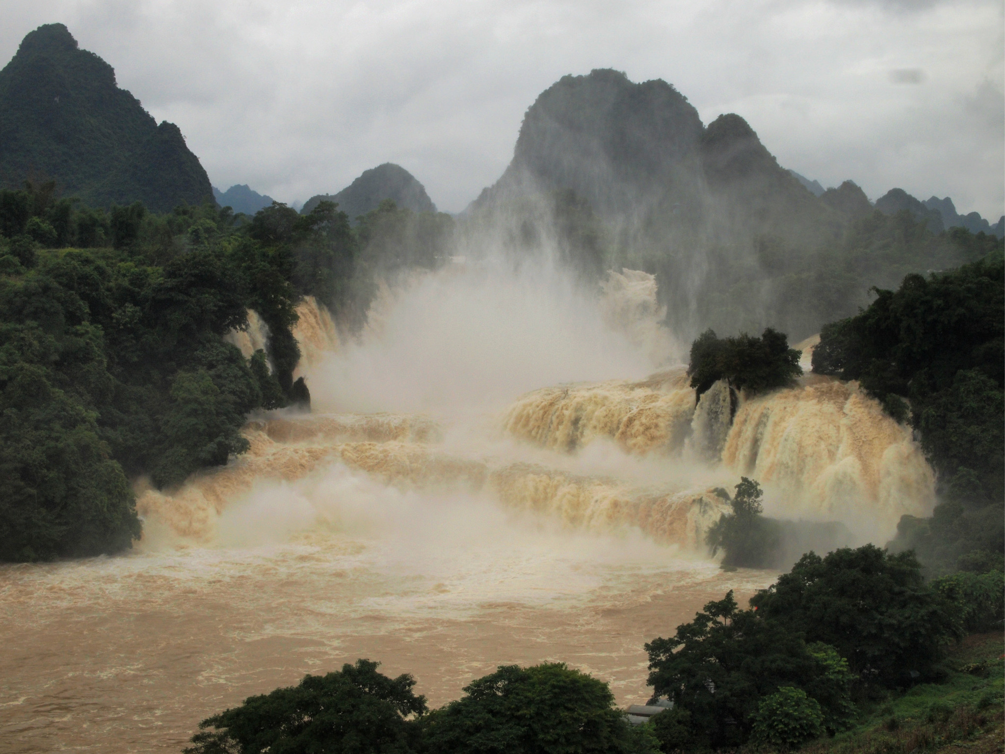 七月德天--德天瀑布游记--马蜂窝