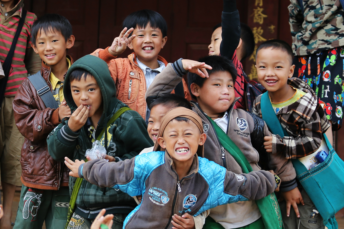 缅甸山区那些可爱的孩子们