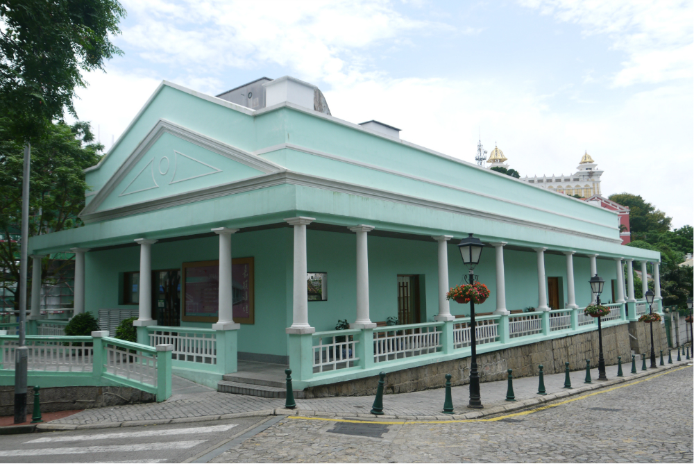 国内旅游目的地                           路凼历史馆位于澳门凼仔