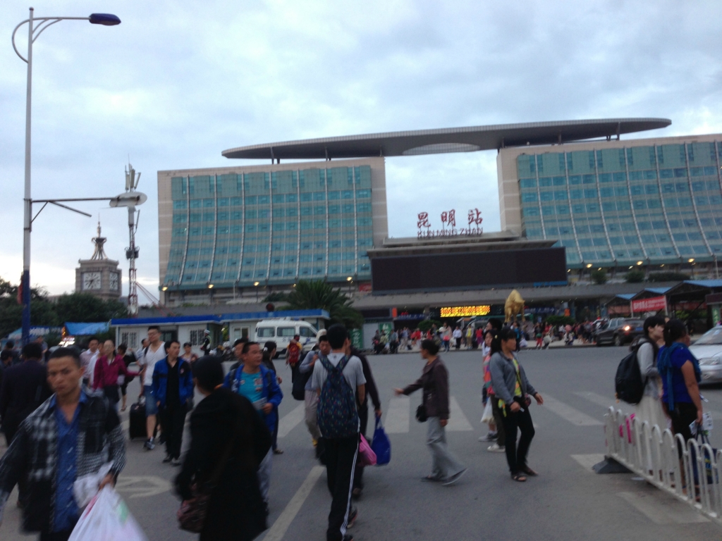 故地什么的成语_成语故事图片