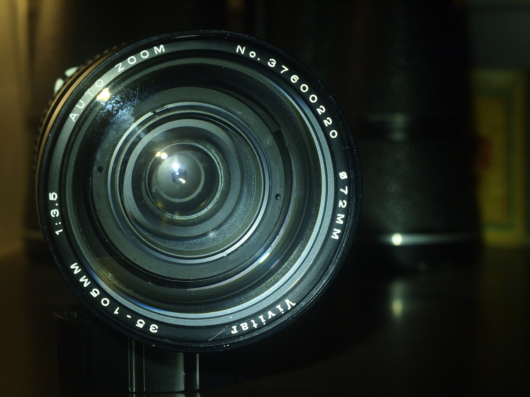 vivitar威达35-105/3.5恒定光圈变焦镜头