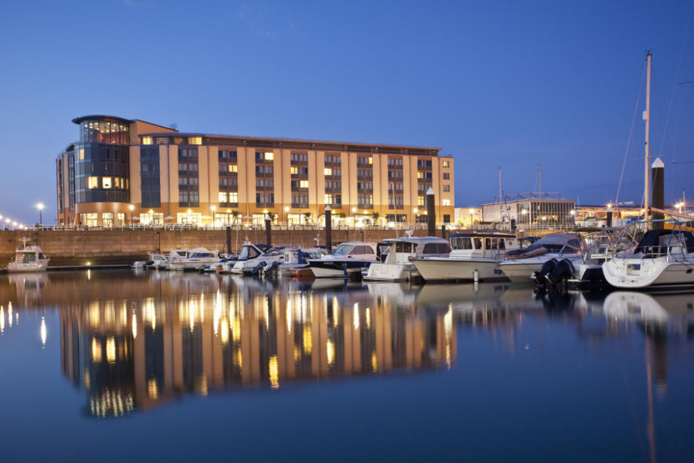 泽西水滨丽笙酒店