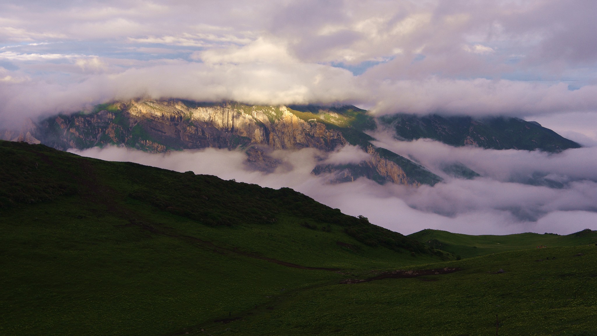 中國到茂縣旅遊