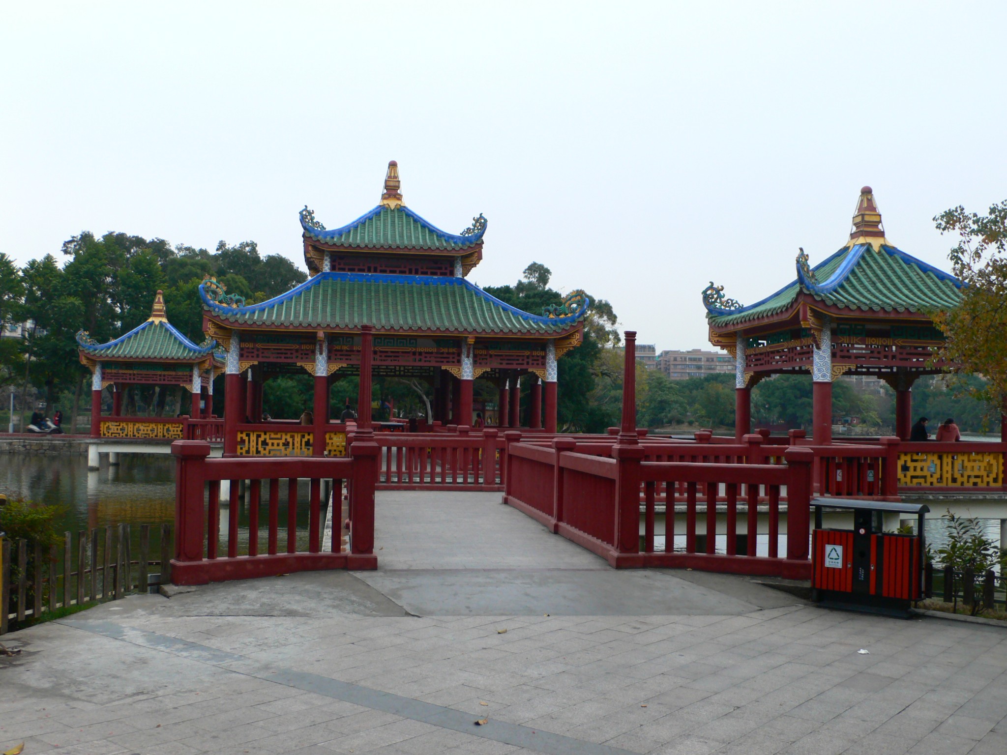 金砂公园 32°多云