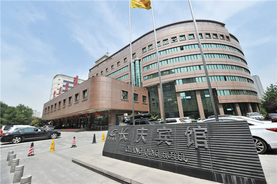 长庆宾馆(西安凤城五路地铁站店)