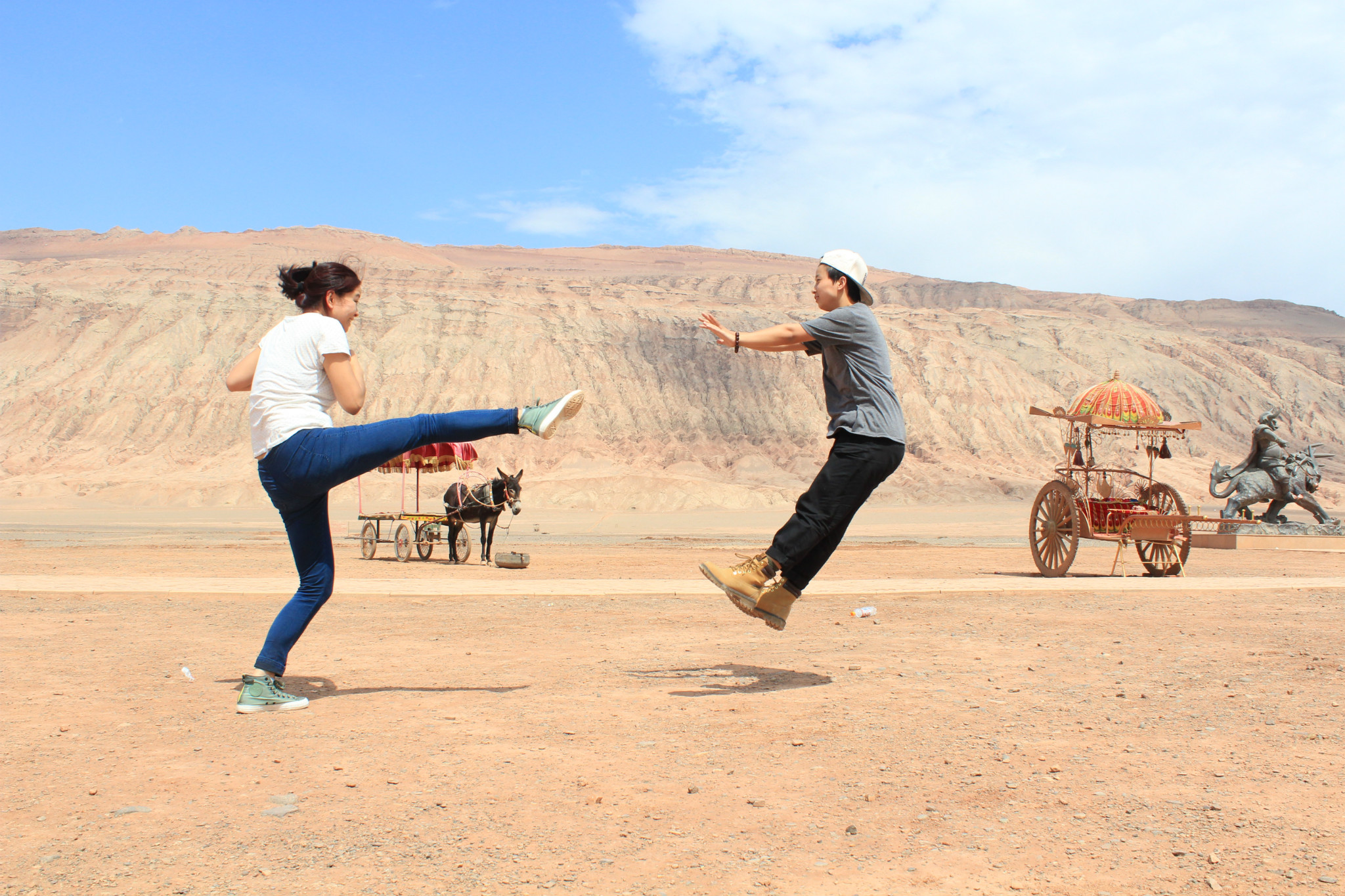 的我们—北京-乌鲁木齐-喀纳斯-奇台-吐鲁番12天跟团加自驾5人撒欢行