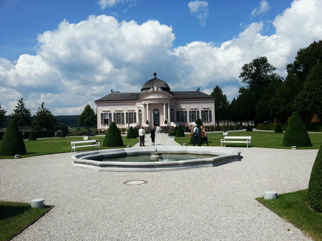 多瑙河东欧五国 之旅--莫扎特皇家号游轮游记来