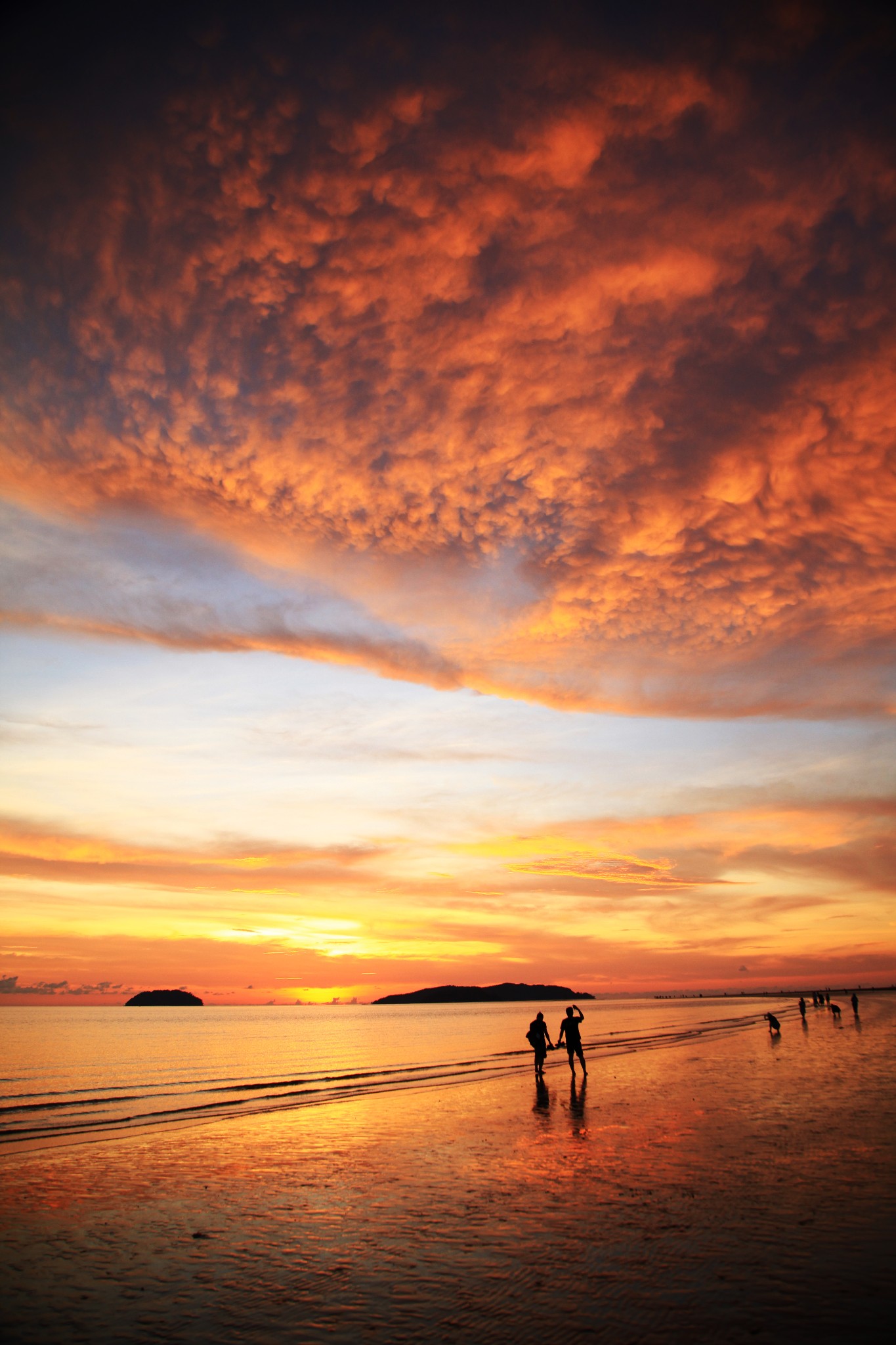 【end of may】只为日落,就值得专访亚庇