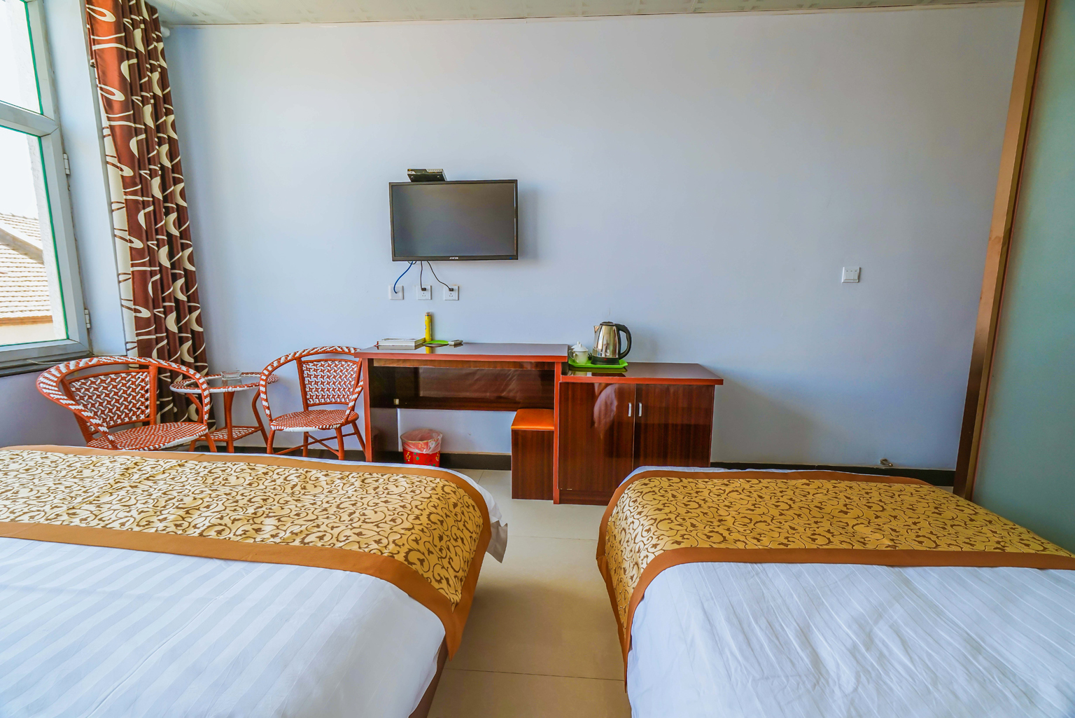 驿捷度假连锁酒店(丰宁坝上大滩店)1晚 营养早餐 辽阔草原 快来撒欢儿