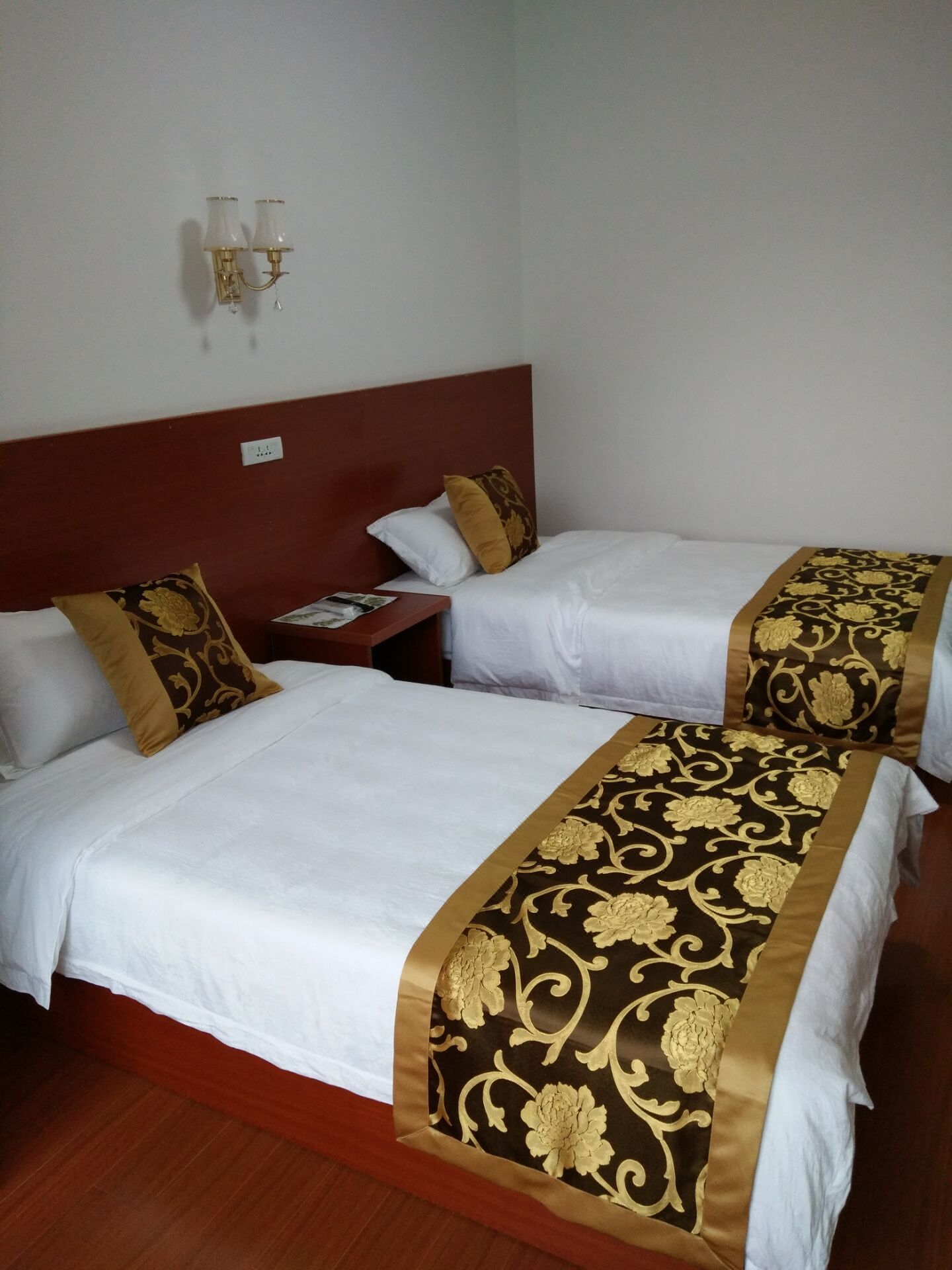 罗田薄刀峰紫雾山庄预订,罗田薄刀峰紫雾山庄价格_地