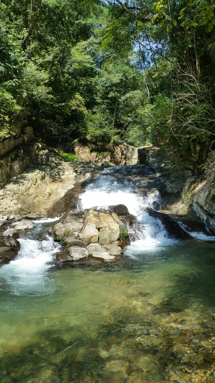 雷山四道瀑布图片