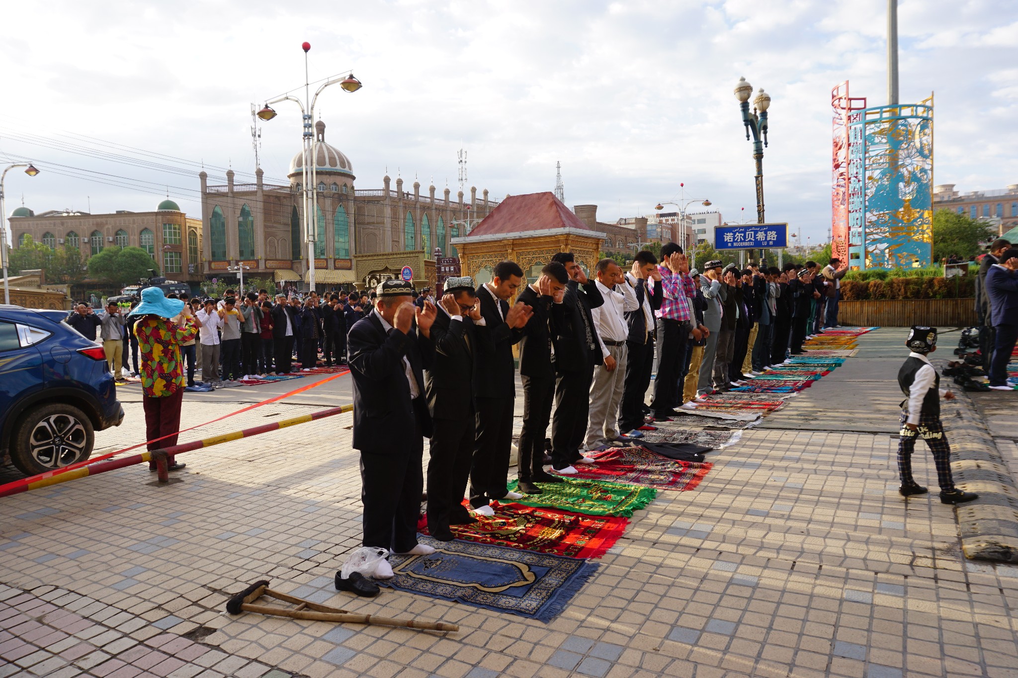 【古尔邦节是什么节日】古尔邦节是一种什么节日