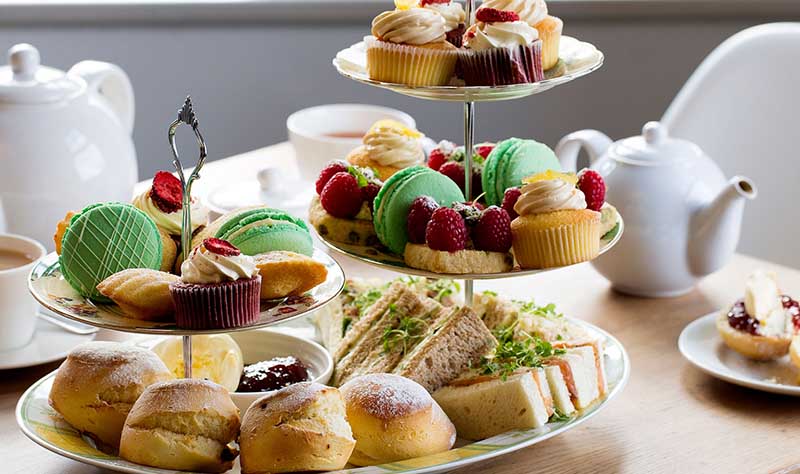 泰博郎山漫步时享用上午茶/下午茶 - 含新鲜美味的烘烤点心,茶及咖啡